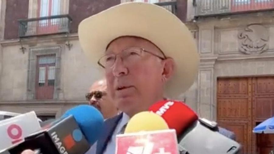 Se reúne AMLO con Ken Salazar
