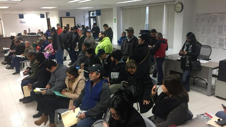 Saturan contribuyentes Oficina Fiscal