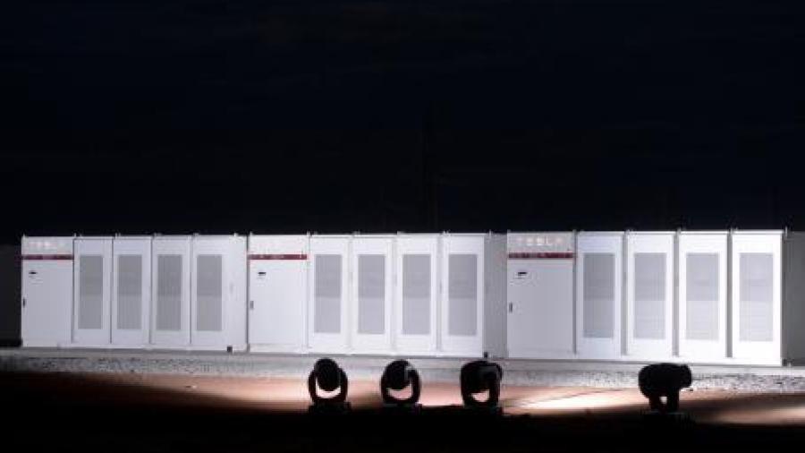 Tesla construye la batería más grande del mundo 