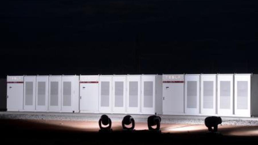 Tesla construye la batería más grande del mundo