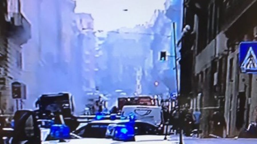 Se incendia autobús en el centro de Roma 