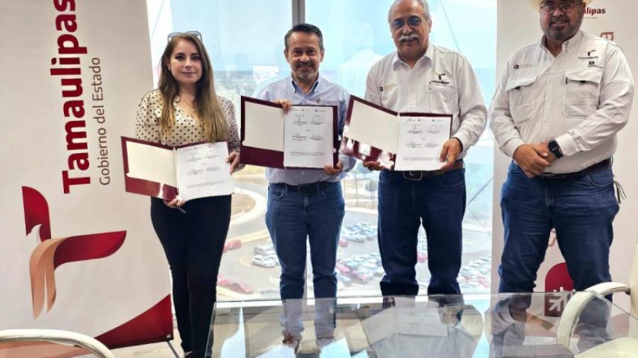 Firman convenio para fomentar actividades productivas en el sector rural en el Día de la Tierra