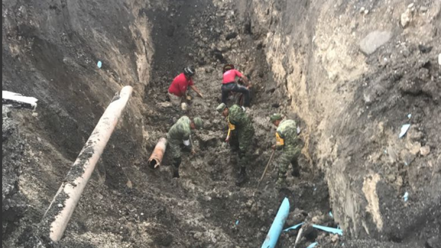 Intensifican b&uacute;squeda de mujer en socav&oacute;n