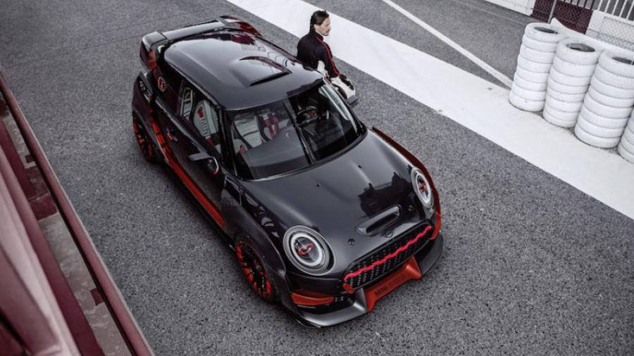 Crean Mini Cooper para pista de carreras