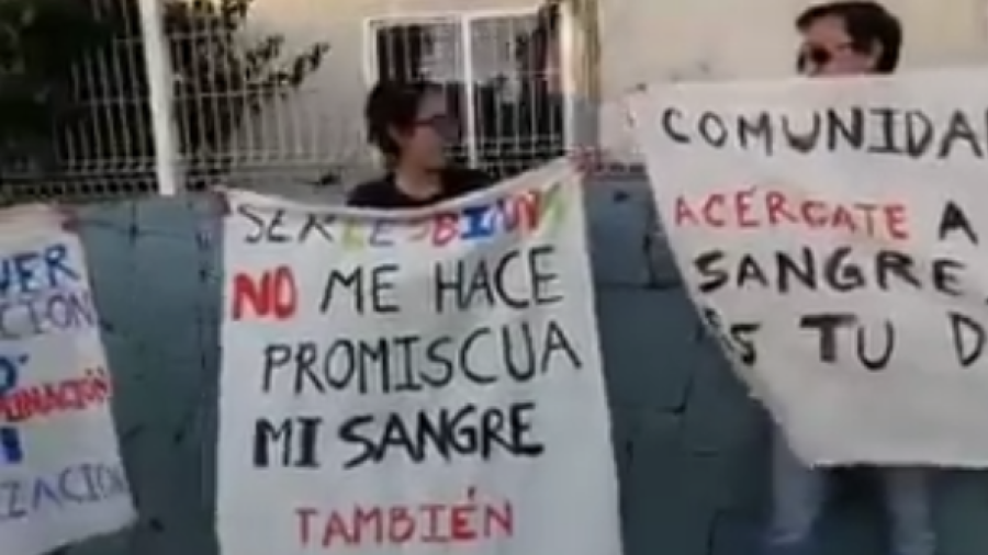 Mujer acusa al IMSS de pedir que donara sangre por ser lesbiana