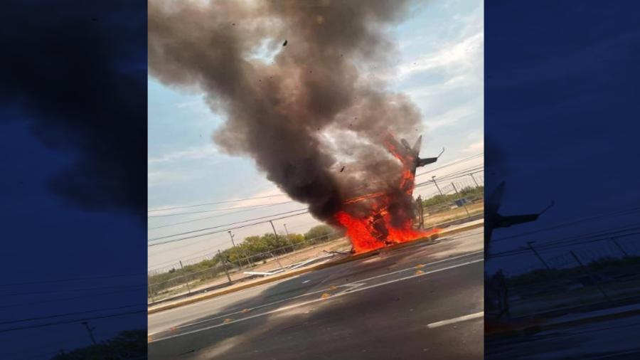 Se registra caída de un helicóptero en carretera de Nuevo León 