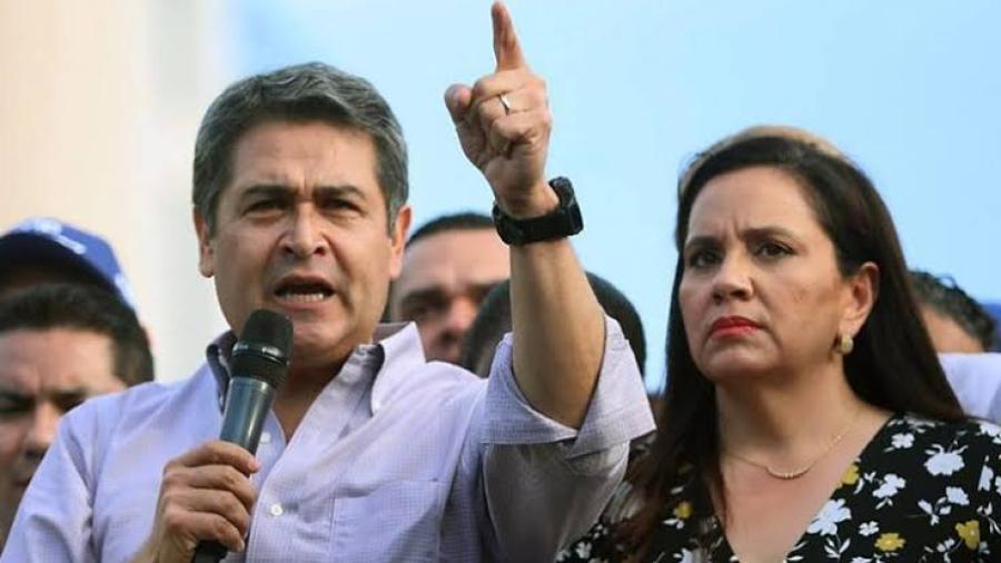 Presidente de Honduras y su esposa dan positivo a COVID-19
