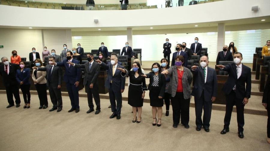 Toman protesta a la Comisión de Selección del SEA