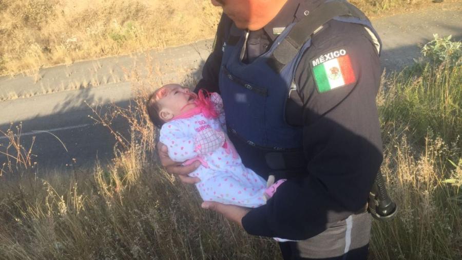 Localiza PF a bebé abandonada en la carretera México-Querétaro
