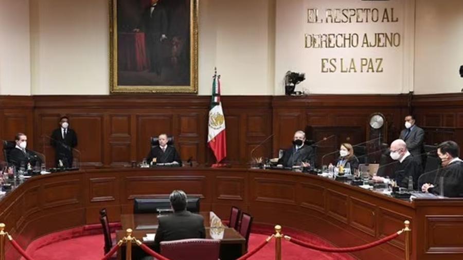 Corte admite siete controversias constitucionales contra Plan B