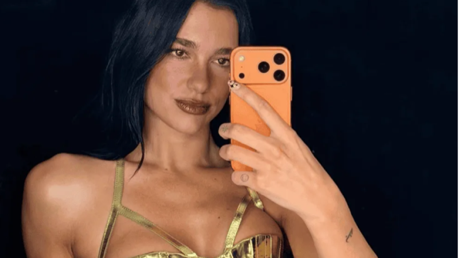 Dua Lipa se convierte en una de las primeras en usar el iPhone 17 Pro