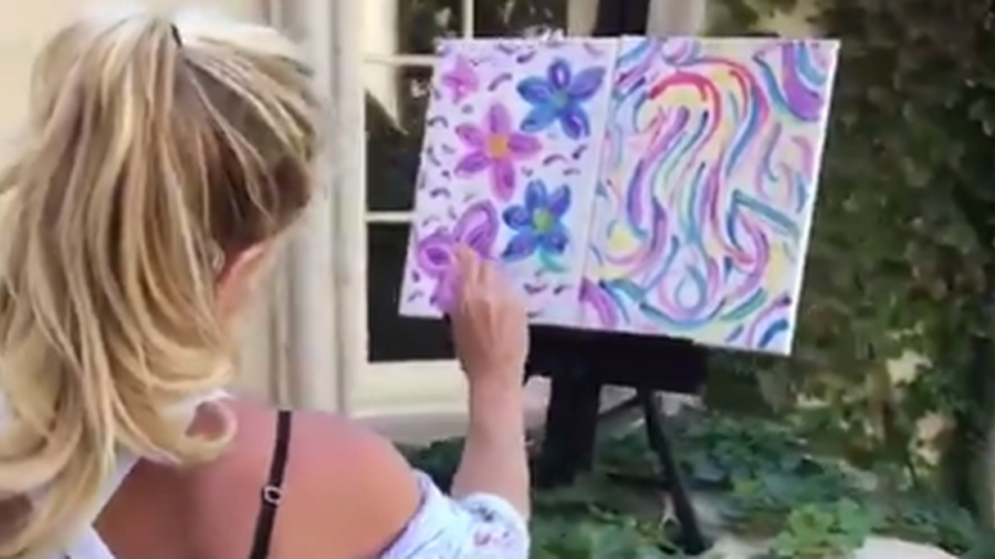 Britney Spears debuta en Francia ¡Como pintora!