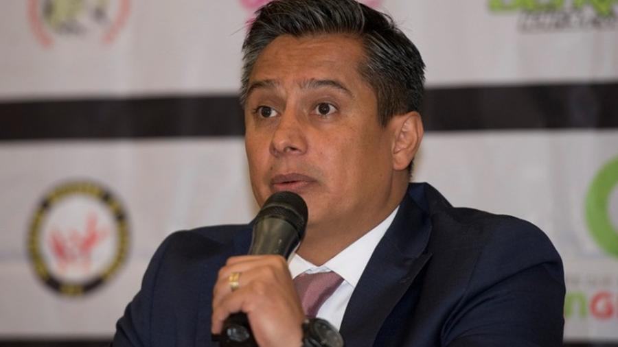 Fernando Platas se lanza para dirigir la Federación Mexicana de Natación