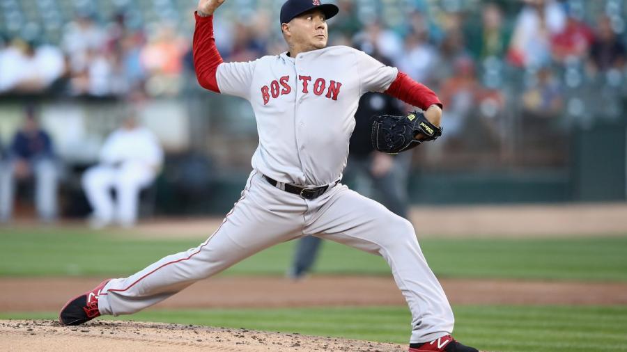 Velázquez logra cuarto triunfo con Boston en Grandes Ligas