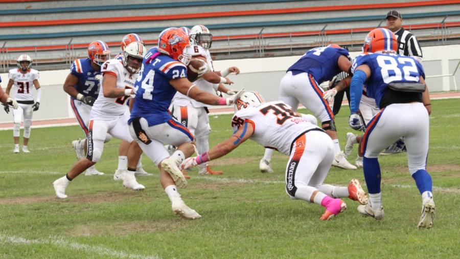 Da Correcaminos golpe de autoridad