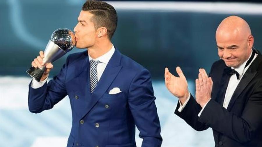 Estoy en la historia del fútbol: Cristiano Ronaldo