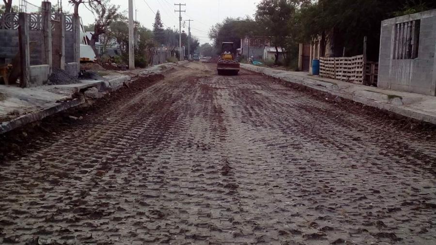 Dan comienzo a obra de pavimentación hidráulica en Fraccionamiento Reynosa