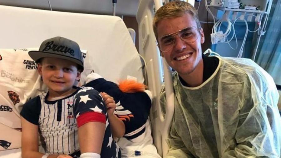 Justin Bieber sorprende a niños en un hospital de California