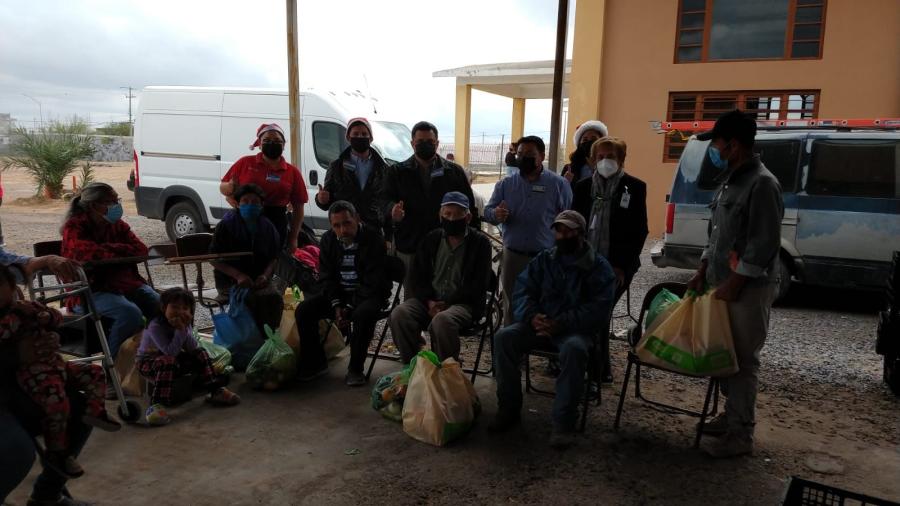 Banco de Alimentos Cáritas entrega 2 mil 500 despensas a familias necesitadas de Nuevo Laredo 