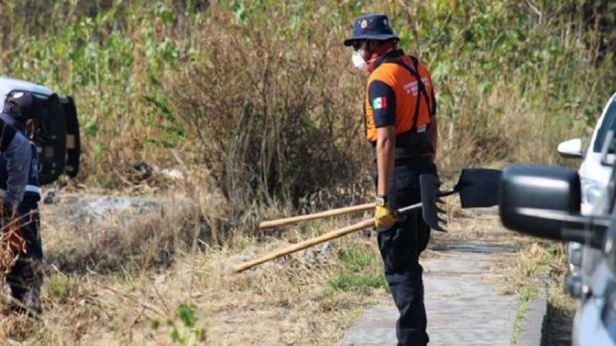Hallan 20 cuerpos en fosa clandestina en Guanajuato