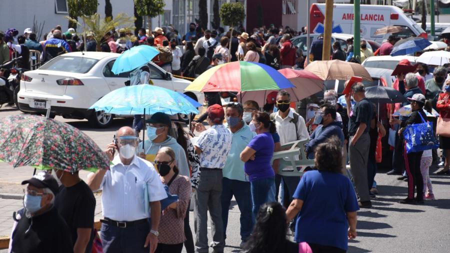 Protestas en Ecatepec por falta de capacitación a personal para vacunación