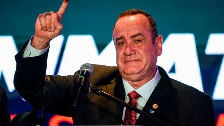 Presidente electo de Guatemala anuncia rompimiento de relaciones con Venezuela 