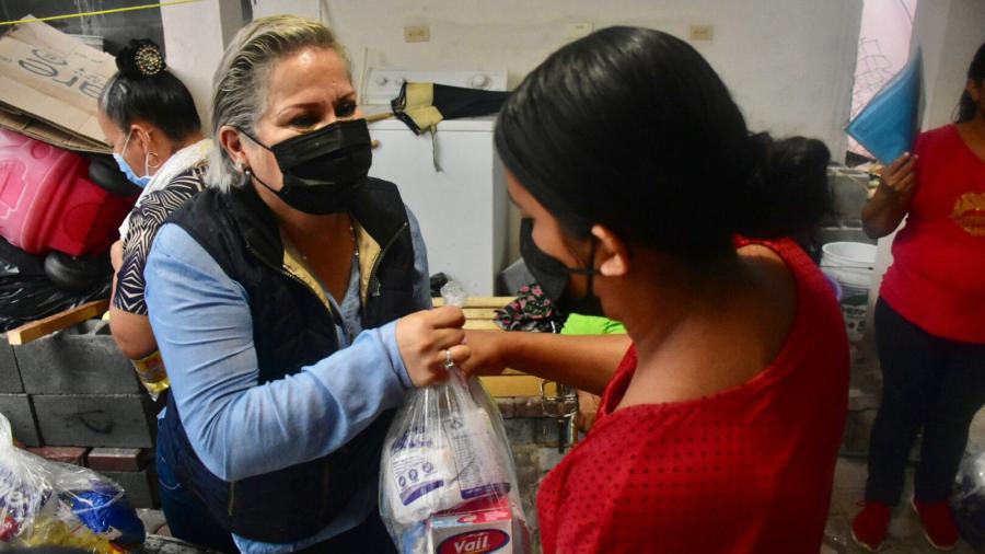 En temporada de lluvia, DIF Reynosa continúa llevando apoyos a familias vulnerables