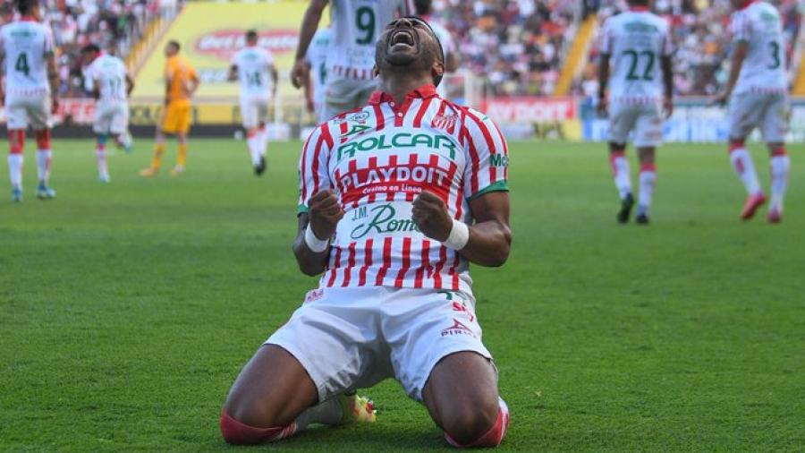 Necaxa da la sorpresa y vence 2-0 a los Tigres