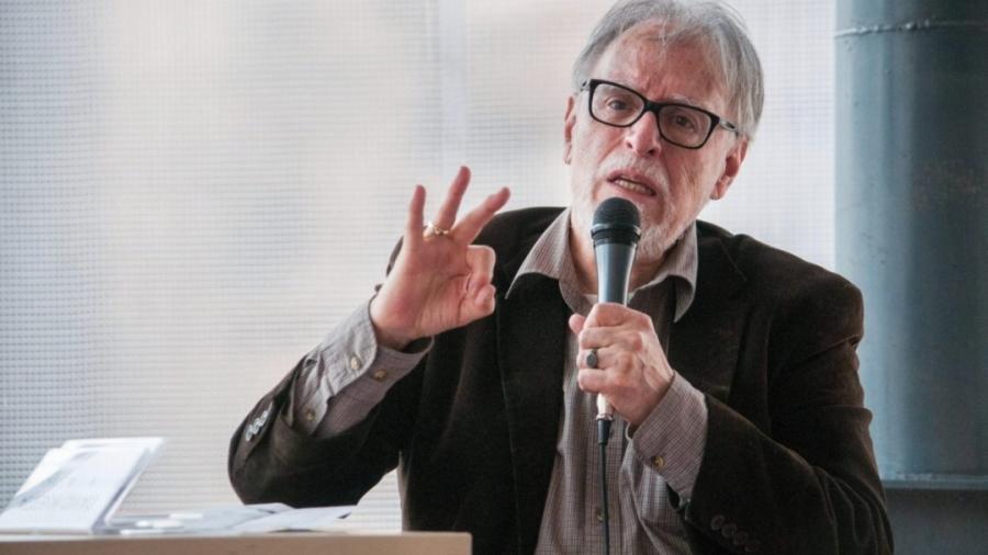 Muere el poeta mexicano David Huerta
