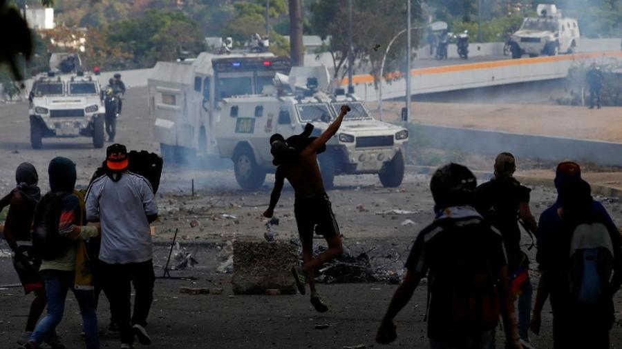 EU no descarta intervención militar en Venezuela