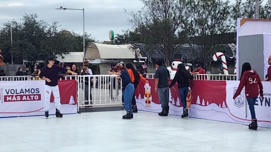 Invita Alcalde Carlos Peña Ortiz a familias a disfrutar pistas de patinaje en Reynosa