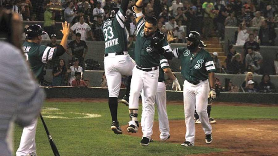 Saraperos Saltillo se queda con “Clásico del Norte” ante Sultanes