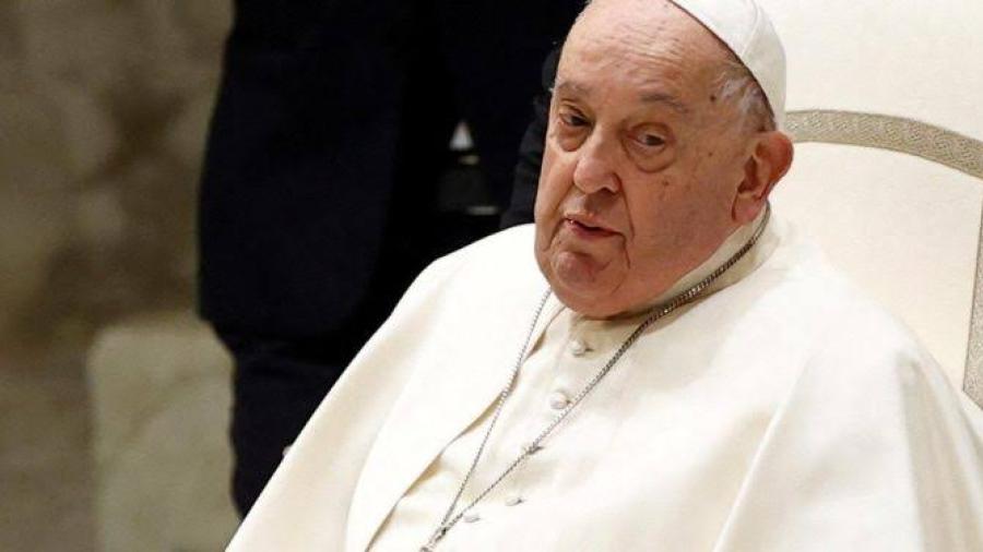 Salud del Papa Francisco empeora tras sufrir un ‘repentino’ broncoespasmo
