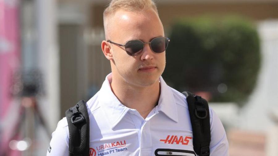 Haas rompe con su patrocinador y con su piloto ruso, Nikita Mazepin