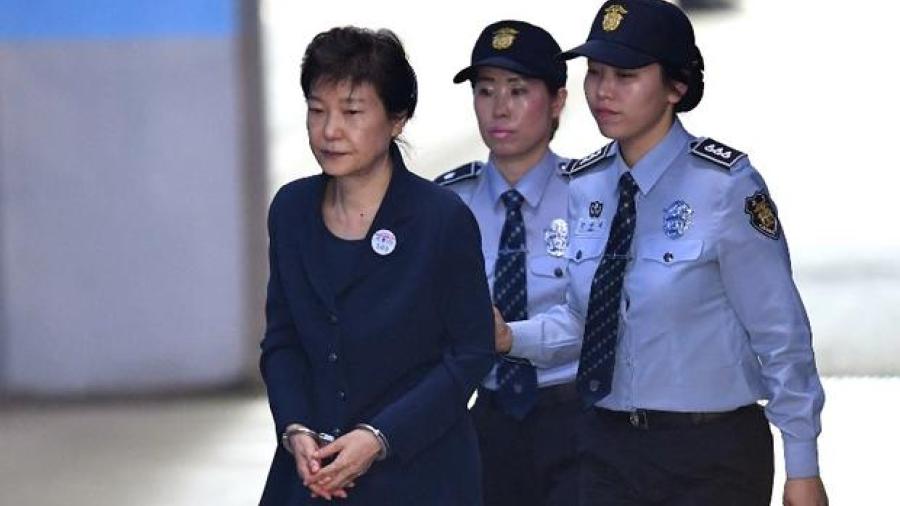 Amplían detención de la derrocada Presidenta de Corea del Sur