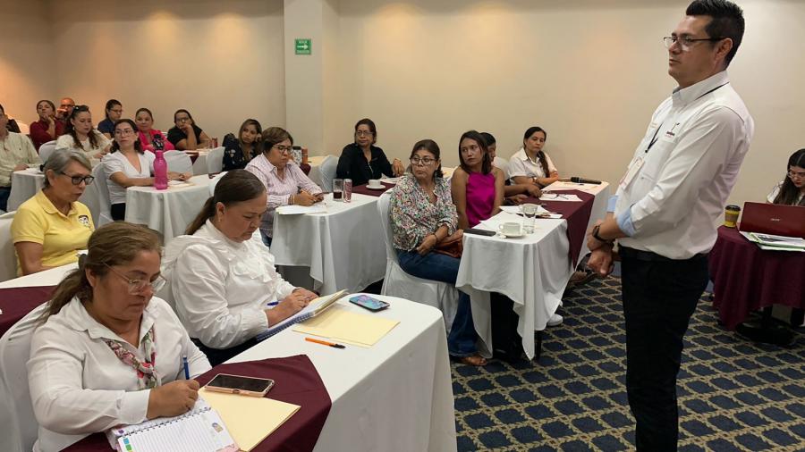 Participa personal educativo en Congreso de Educación Inclusiva