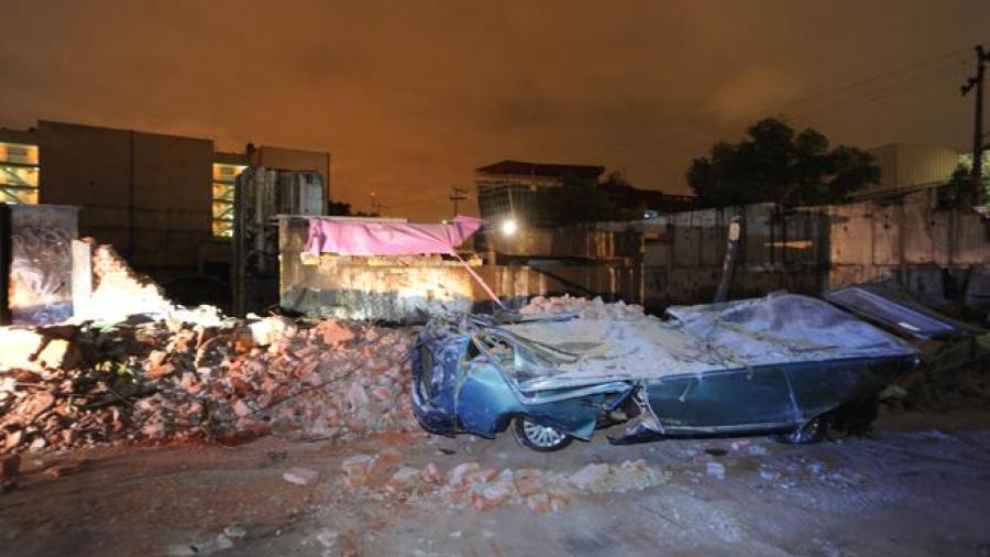 Van 58 muertos y 337 réplicas del temblor