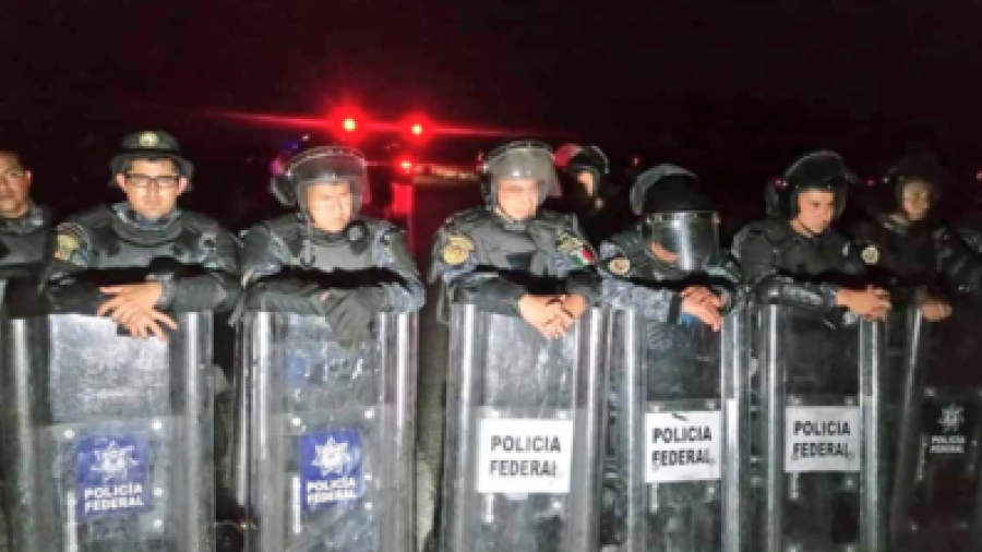 Frena PF paso de Caravana Migrante en l&iacute;mites de Chiapas y Oaxaca