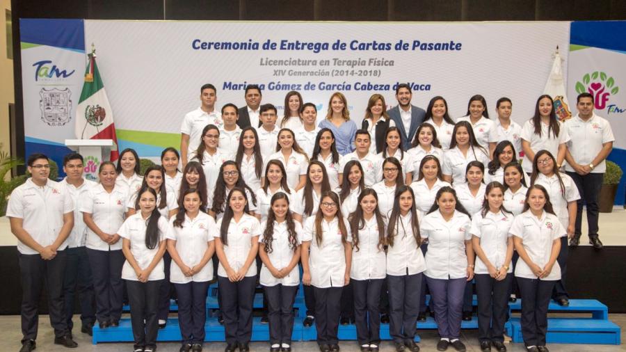 Se gradúa generación #14 de la Licenciatura en Terapia Física