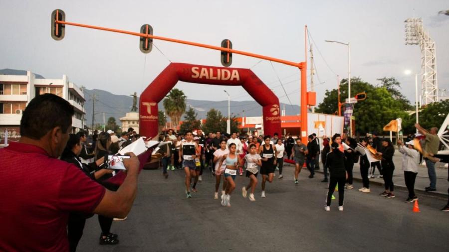 Supera expectativas la carrera “Avanzamos con Integridad”