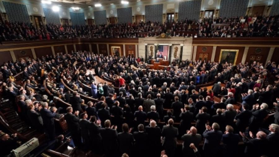 Aprueba Congreso de EU presupuesto sin incluir solución para dreamers