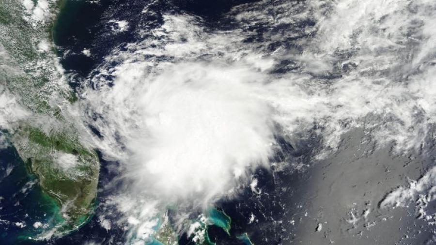 Organizan evacuaciones en Florida por avance de “Alberto”