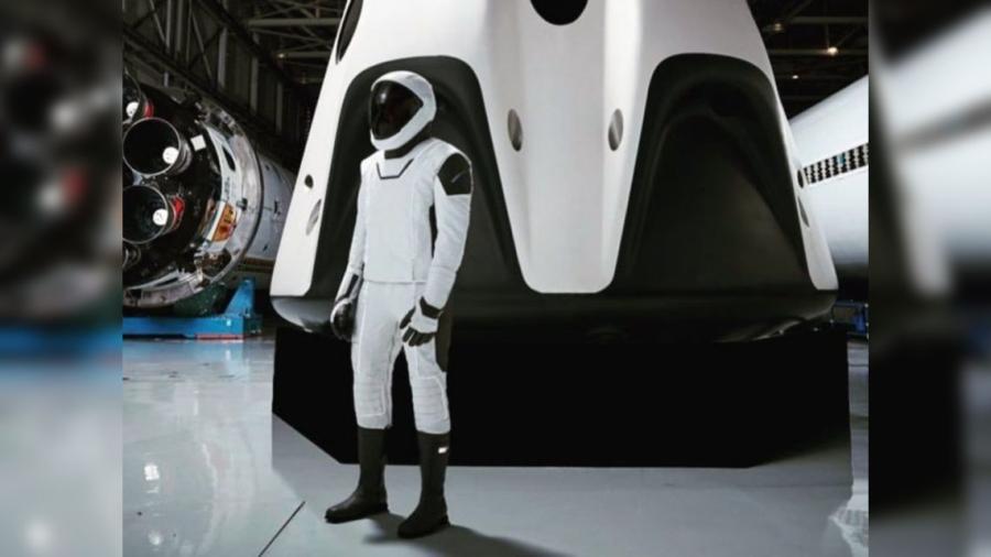 Elon Musk muestra más sobre su traje espacial de SpaceX