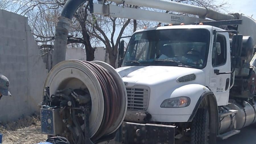 Desazolva Obras Públicas red de drenaje sanitario 