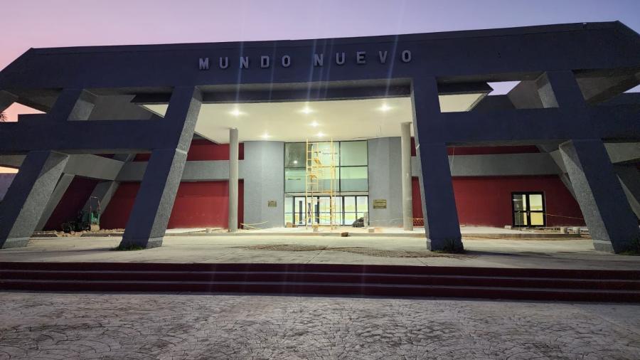 Rehabilita Obras Públicas Centro de Convenciones en Matamoros