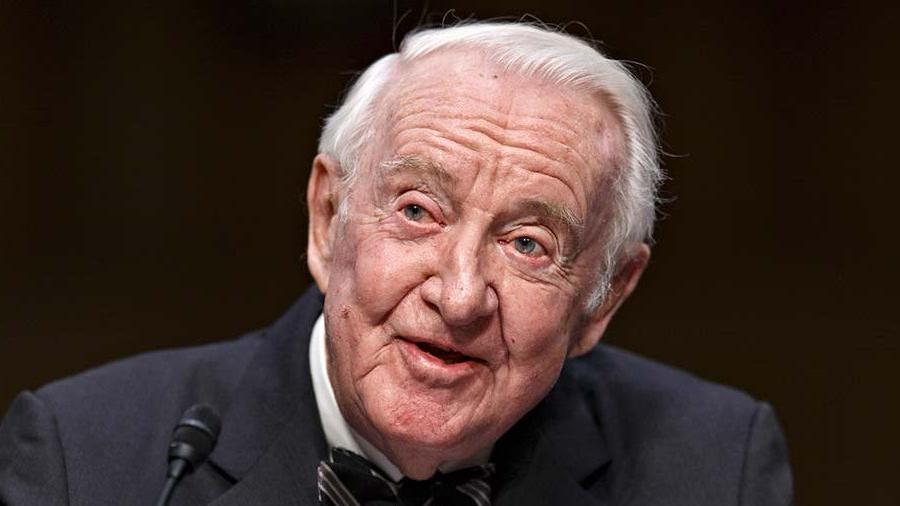 Juez retirado reclama fin de la Segunda Enmienda