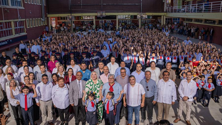 Reconoce Alcalde Dr. Rubén Sauceda apoyo del Gobernador AVA a la educación, en inicio de ciclo escolar 2024-2025