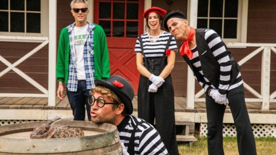 Echa un vistazo a las primeras imágenes de la nueva película de Jackass