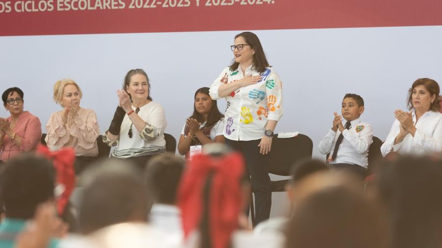 Reconocen a estudiantes y docentes sobresalientes en la Olimpiada del Conocimiento Infantil
