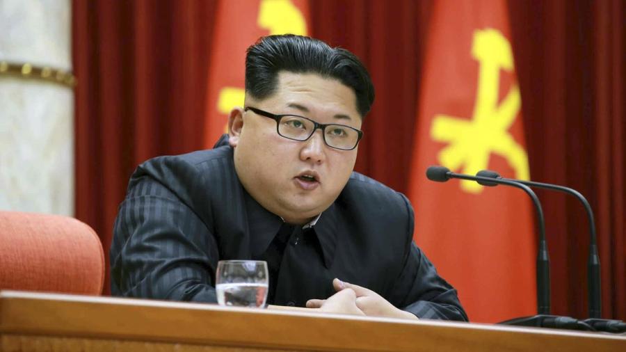 Suman 4 detenidos estadounidenses en Corea del norte
